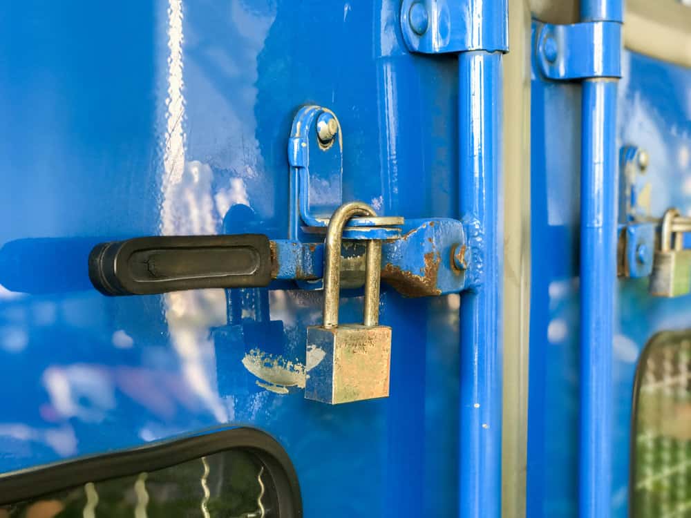  Simply reminding drivers to check the trailer doors to ensure locks and seals haven't been tampered with can go a long way to identify cargo theft quickly. ( Photo: Shutterstock ) 