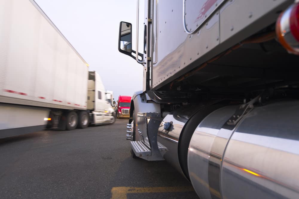  BigRoad Freight matches loads to drivers based on their available hours. ( Photo: Shutterstock ) 