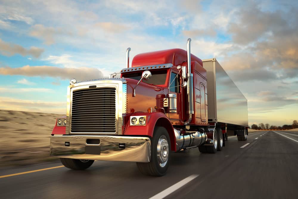  Along the side of a tractor-trailer is a blind spot for drivers, but it is also an area where incidents can happen. Adding side cameras can help record those incidents. ( Photo: Shutterstock ) 