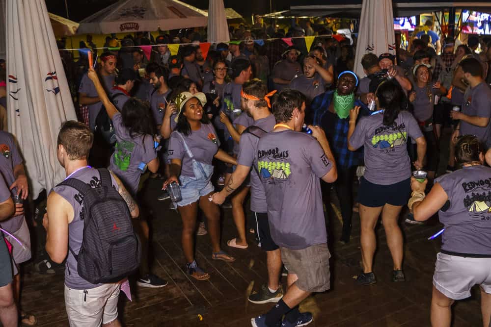  Redwood employees celebrate at the close of the Games. ( Photo: Redwood Logistics ) 