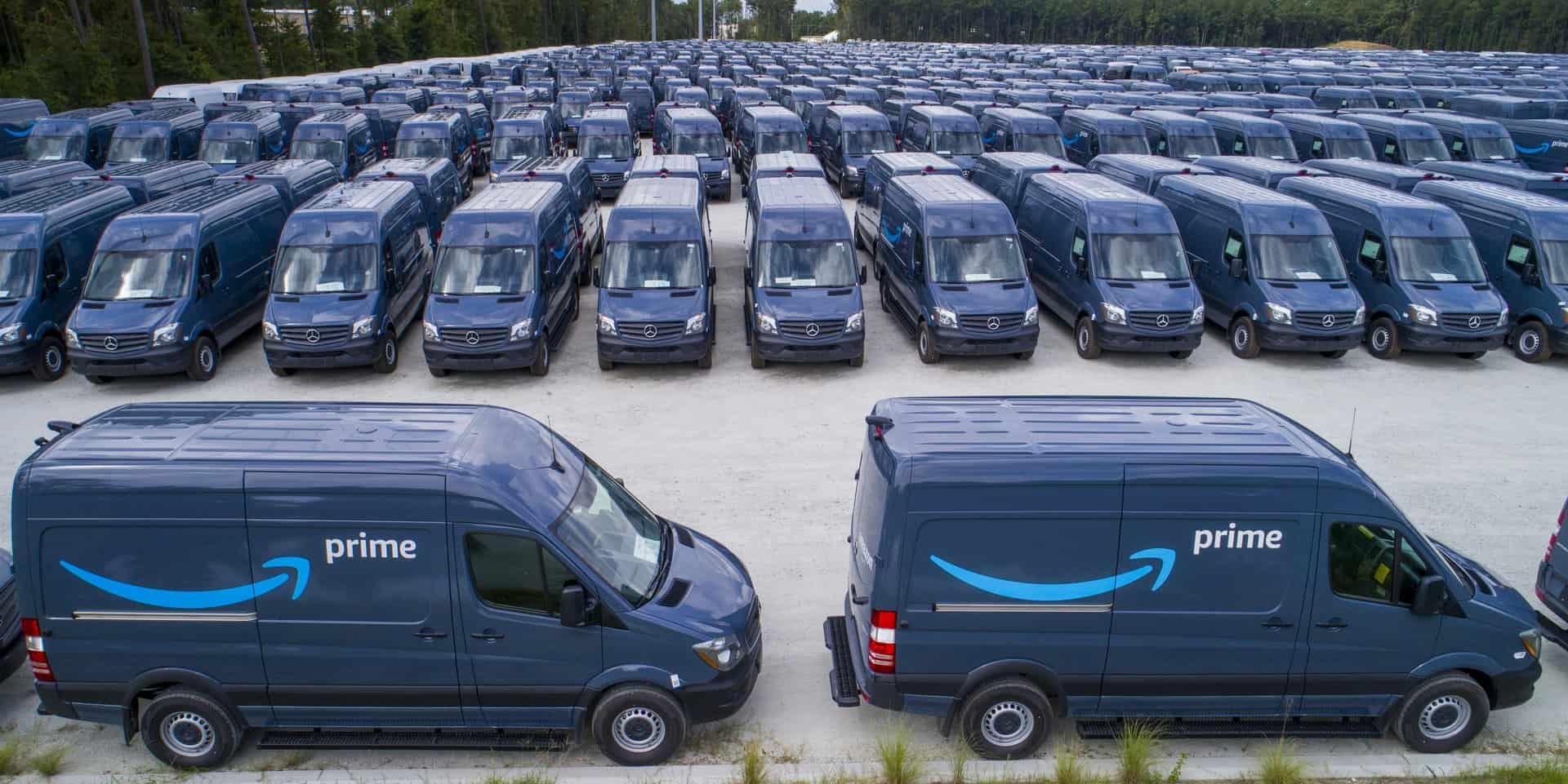 Wortel geef de bloem water Fobie 20,000 leased Sprinter vans and O/Os: Amazon's last-mile delivery strategy  comes into focus - FreightWaves
