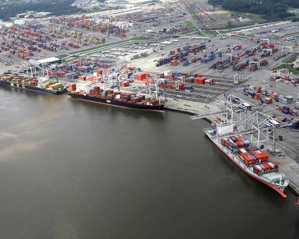  The intermodal yard at the Georgia Ports in Savannah. ( Photo: Wikimedia Commons ) 