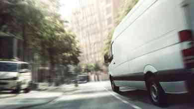 Ecommerce causes last-mile networks to creep closer to consumers (Photo: Shutterstock)