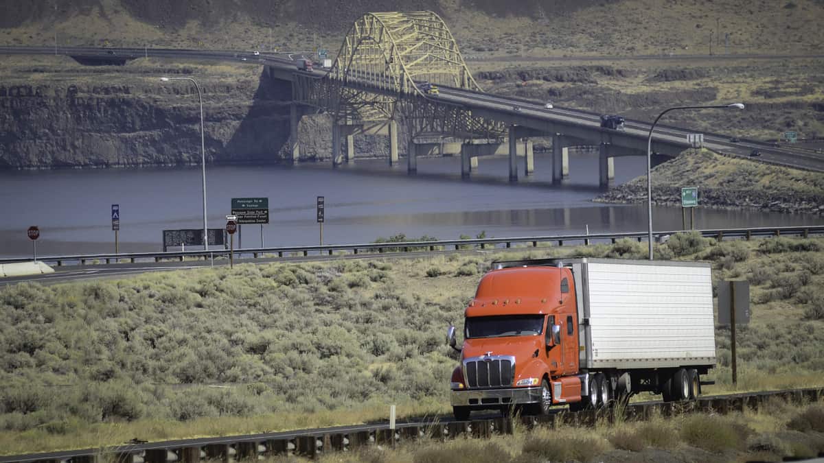 The American Logistics industry steps up during Covid-19 shortages (Photo: Jim Allen/FreightWaves)