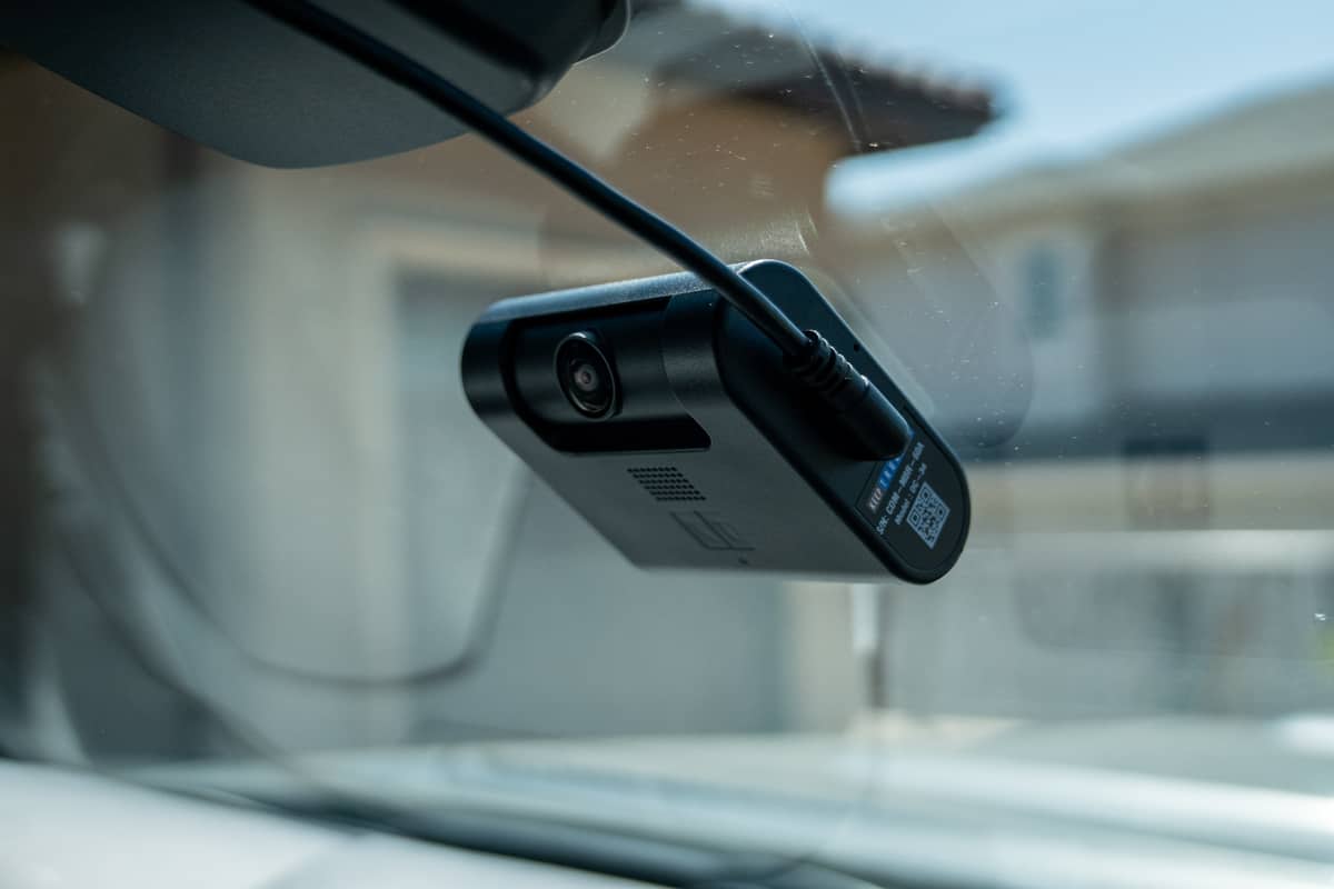 Why Should Every Truck Driver Install a Dash Camera?