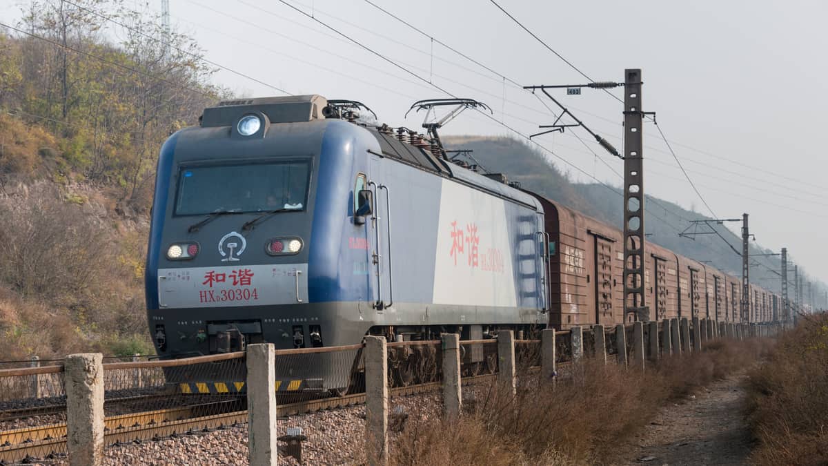 China establishes yet another freight train route to Europe that is over 7,000 miles long (Photo: Shutterstock)