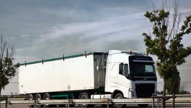 FretLink adds delayed fuel payment and trailer rental features to its platform (Photo: Shutterstock)