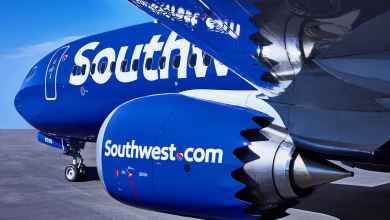 A Southwest plane painted in blue