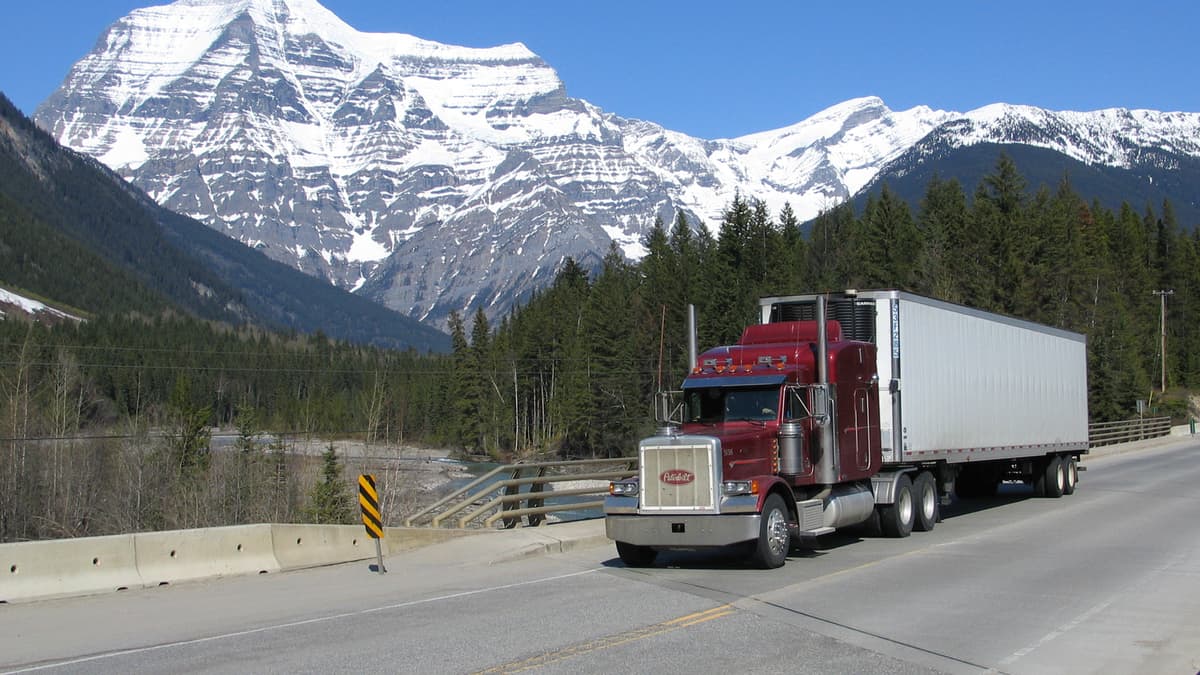 A tractor-trailer in British Columbia, Canada. (Photo: B.C. Ministry of Transportation and Infrastructure/Flickr)