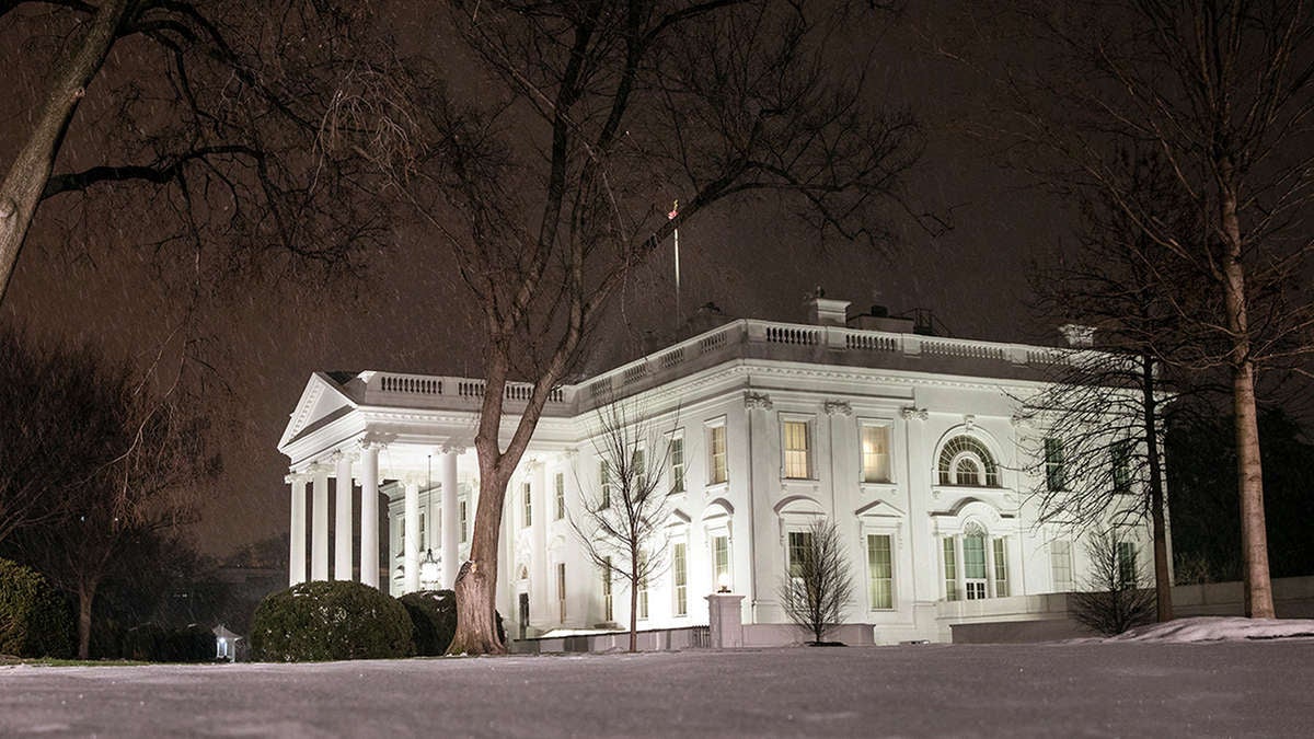 Broker Transparency Proposal Clears FMCSA and Heads to the White House