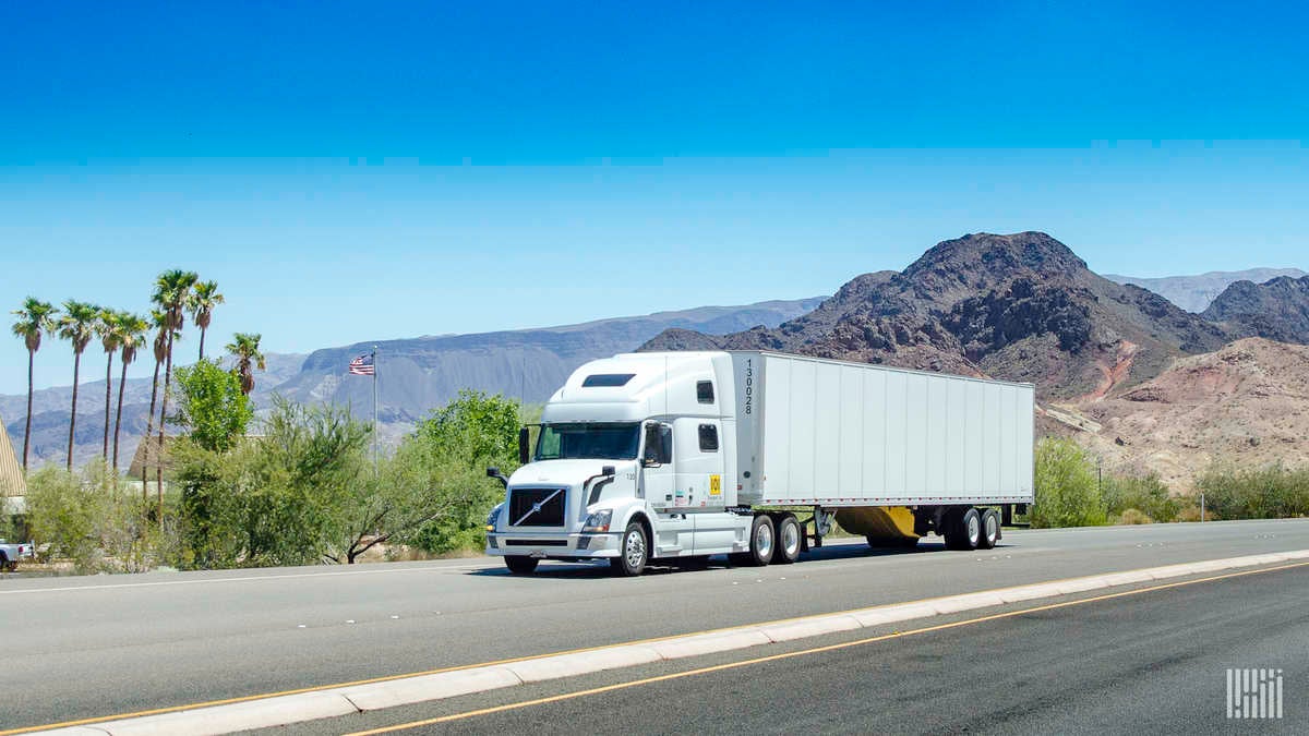 www.freightwaves.com