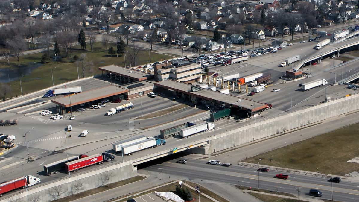 The U.S.-Canada border crossing at the Bluewater Bridge linking Michigan and Ontario. (Photo: U.S. Customs and Border Protection)
