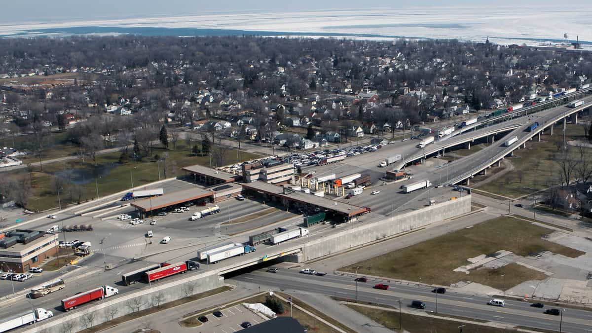 An aerial video of the U.S.-Canada border crossing at Blue Water Bridge links Port Huron, Michigan and Sarnia, Ontario