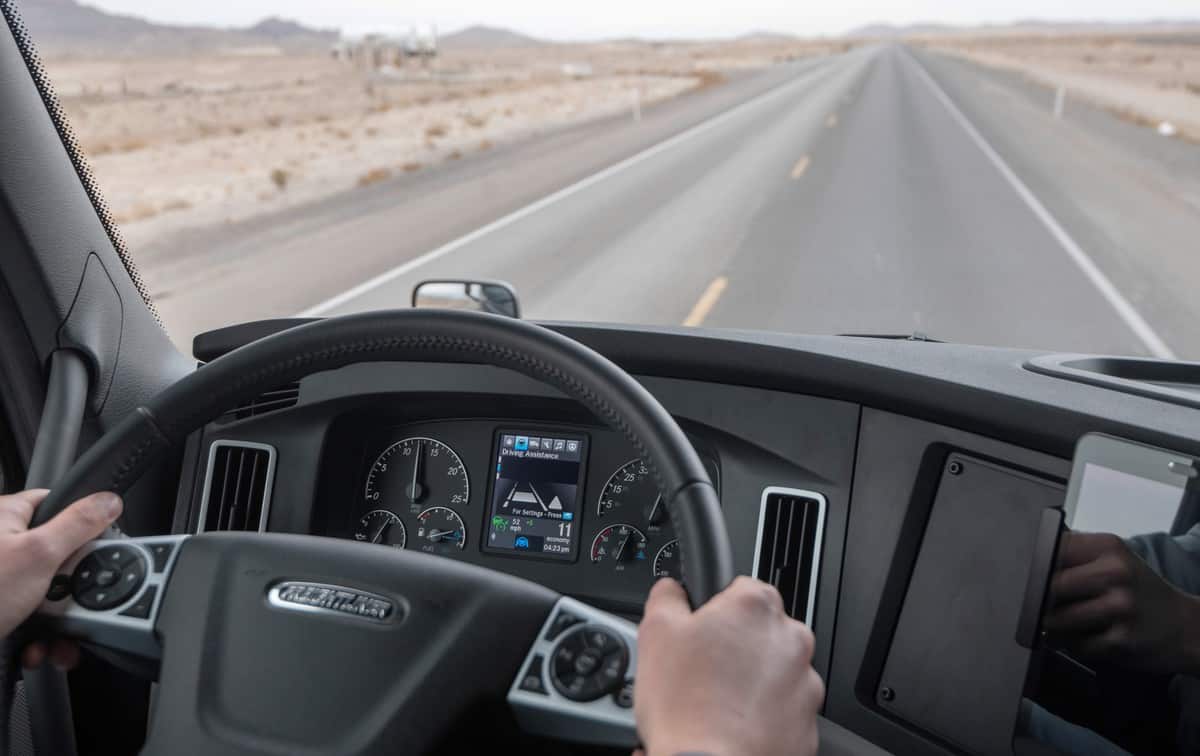 Freightliner Cascadia interior