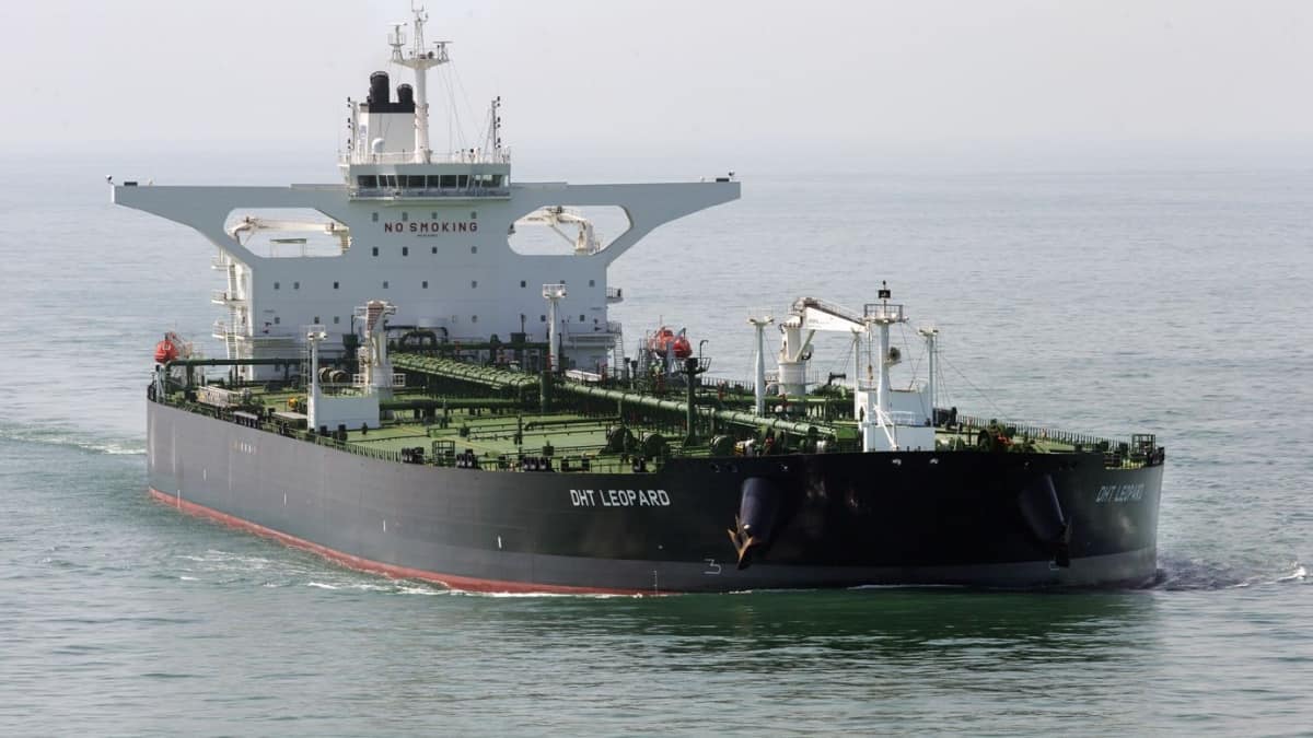 crude tanker