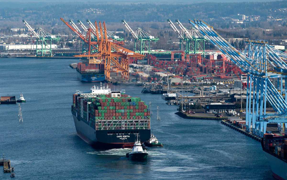 Какой порт самый крупный. Порт Шанхай грузооборот. Порт Лонг Бич. Сиэтл — Такома порт. Морские Порты Бразилии.
