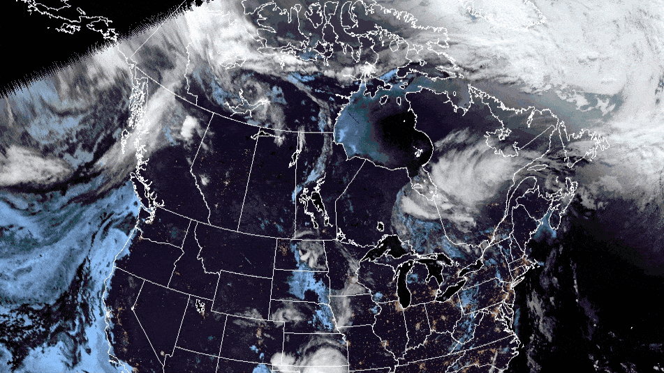 Satellite animation of post-tropical storm Isaias in eastern Canada.