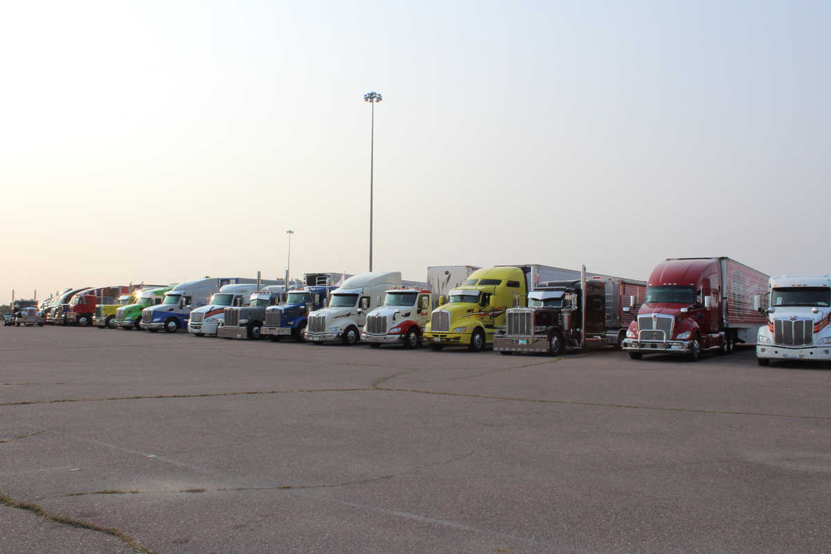 Trucks ready to roll as part of South Dakota truck convoy