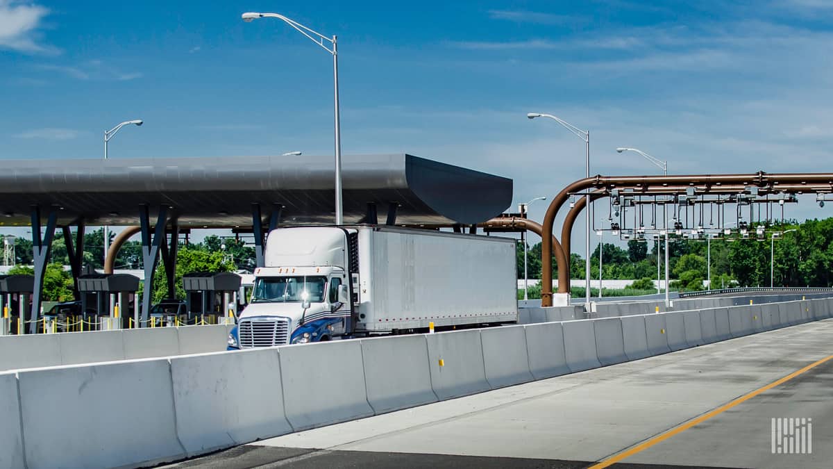 Truck passing through toll