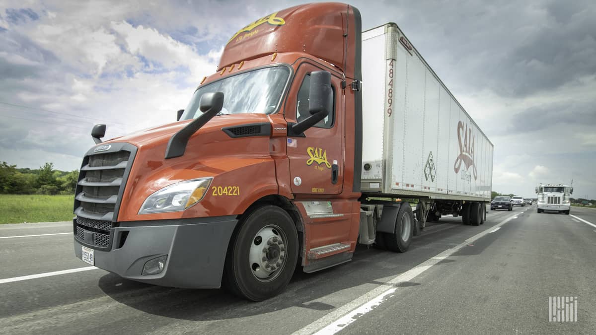 Saia continues to see monthly tonnage increase