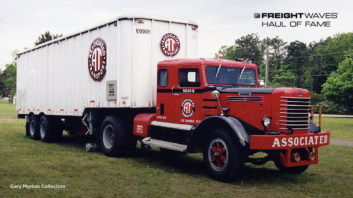 An Associated Transport tractor-trailer combo. (Photo: Gary Morton Collection)
