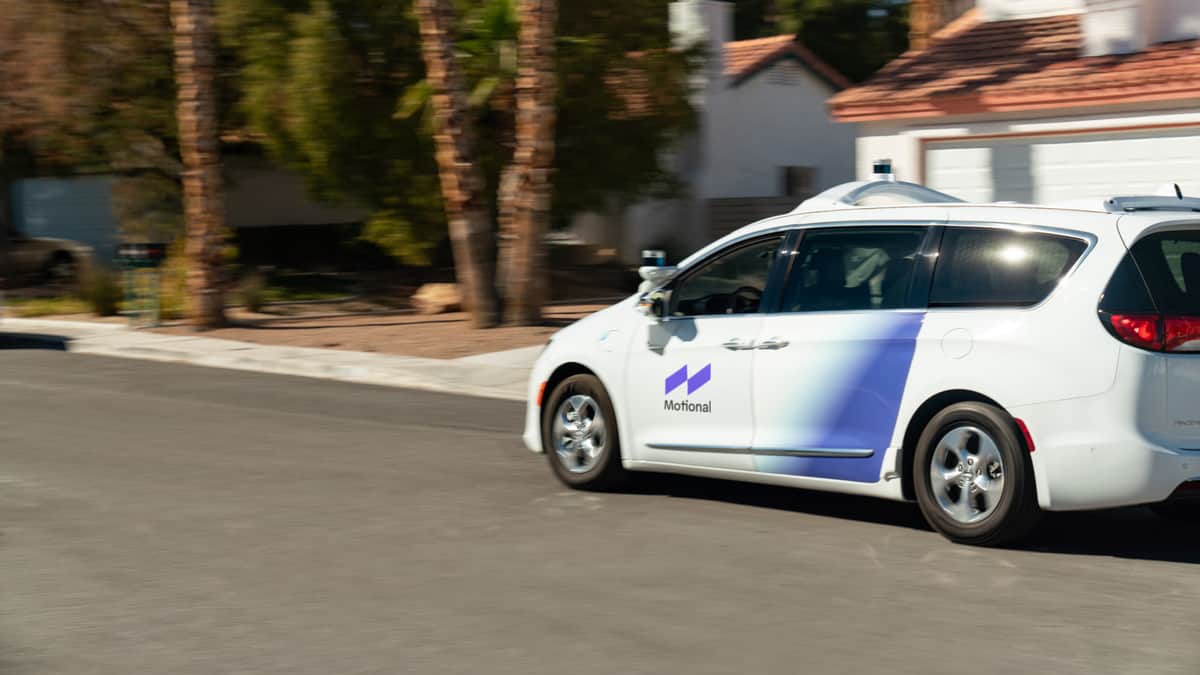 Lyft explains decision to sell self-driving car business
