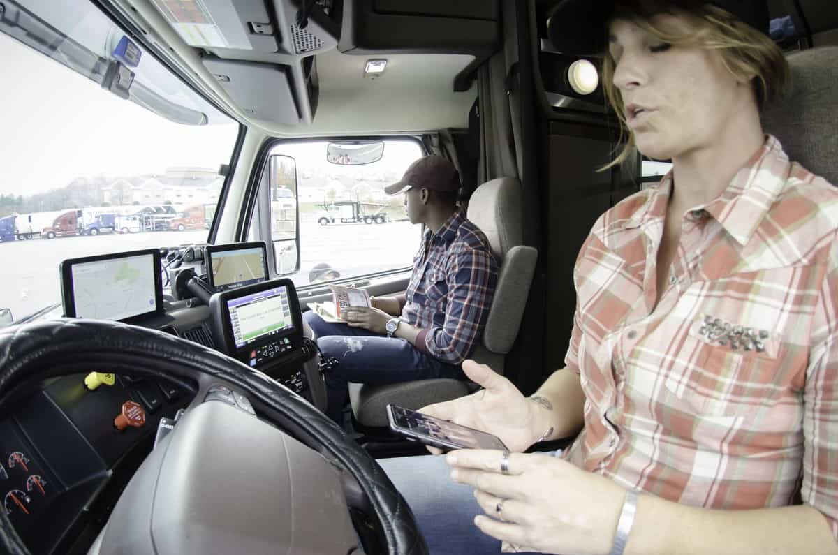 TOP-12 accesories for truck drivers - Logity Dispatch