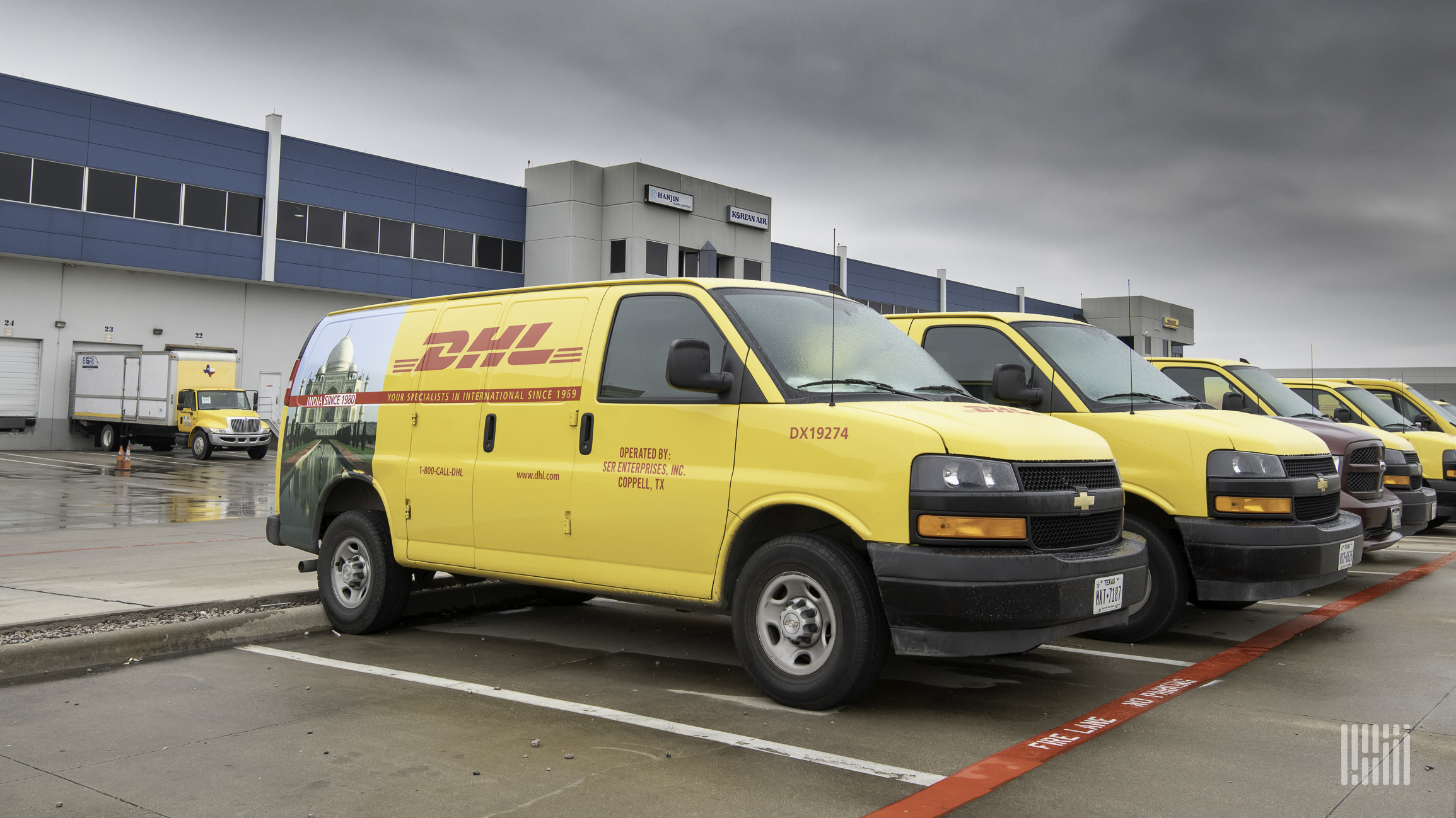 DHL releases a white paper on sustainability in e-commerce supply chains.