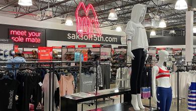 Saks to spin off its e-commerce business