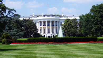 President Biden executive order EVs electric vehicles 2030 zero emissions gig workers uber lyft