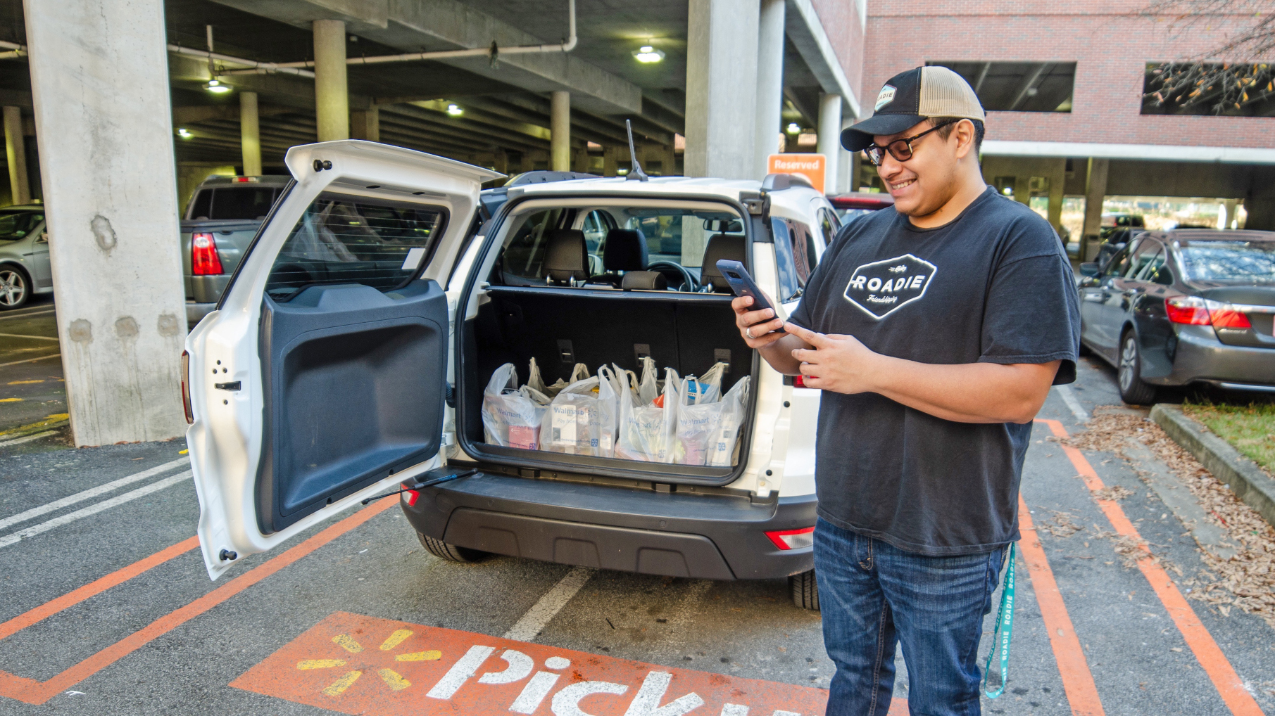 UPS acquires same-day delivery firm Roadie