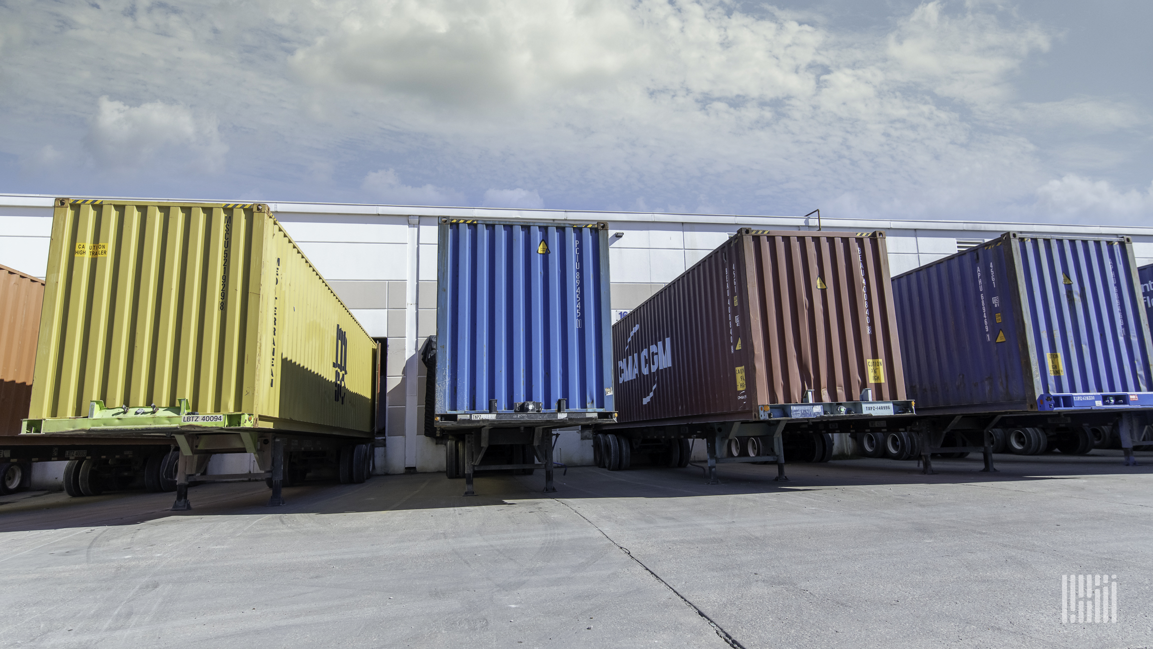 Lack of space, capacity sends supply chain costs higher in November