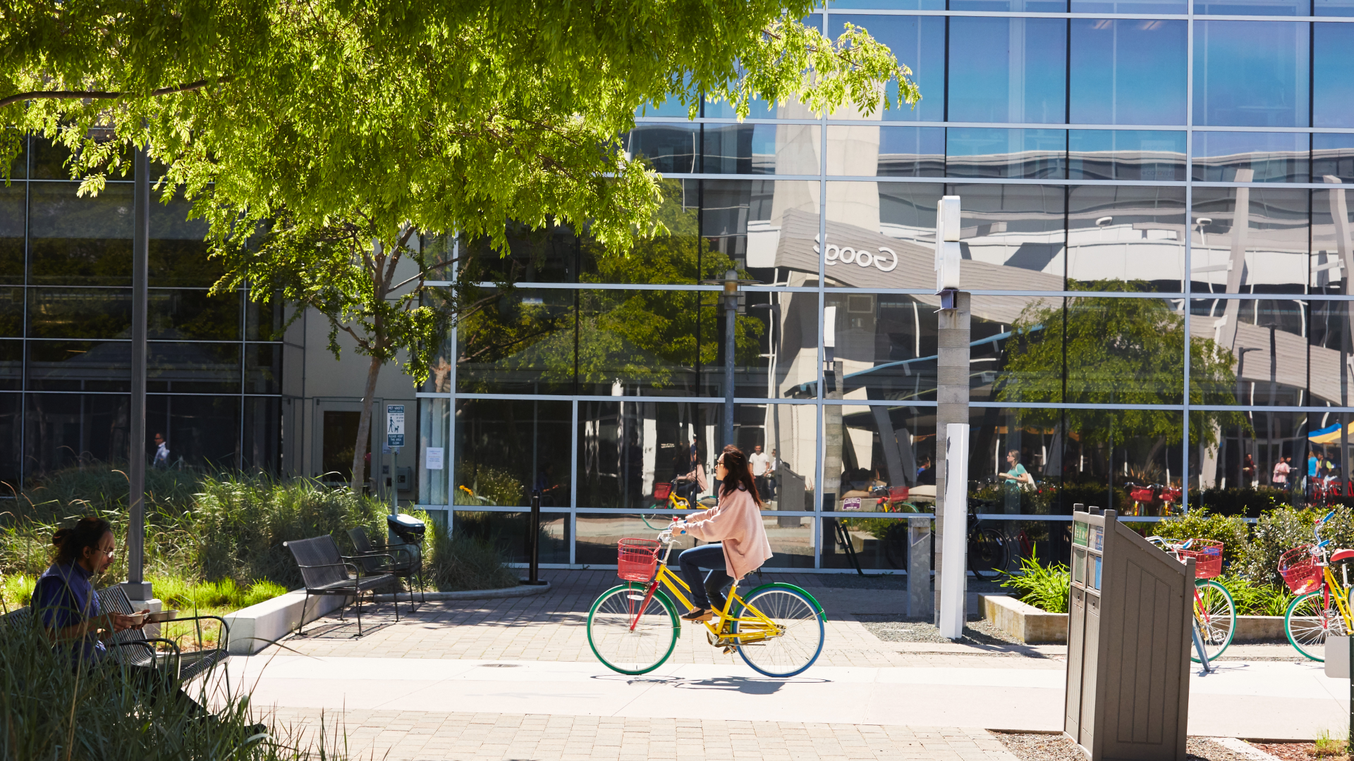 Google released a pair of new offerings aimed at the final mile of the supply chain