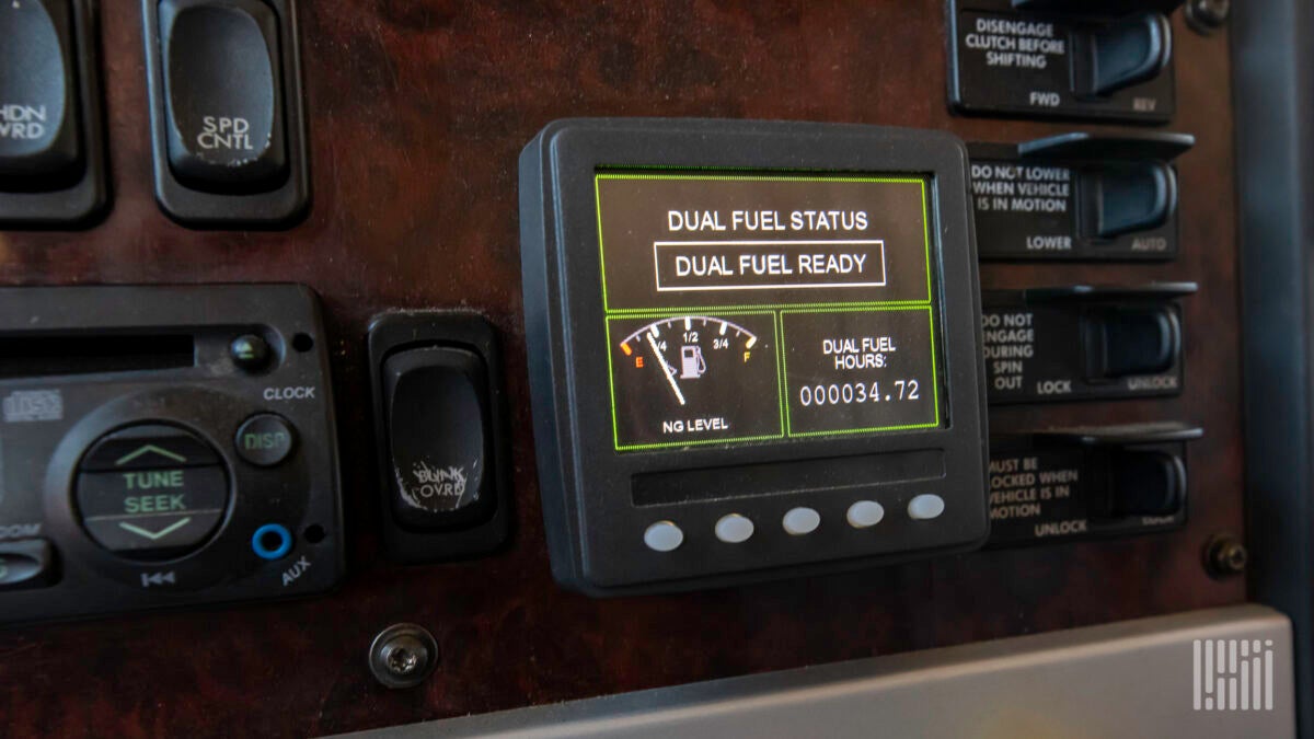 Dashboard display showing status of American Power Group's dual fuel system.