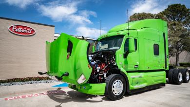 Green Peterbilt truck that Hyliion uses for the Hypertruck ERX system