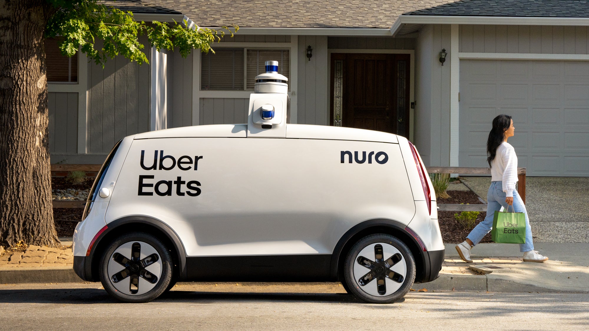 Uber Eats Nuro autonomous driverless delivery vehicle