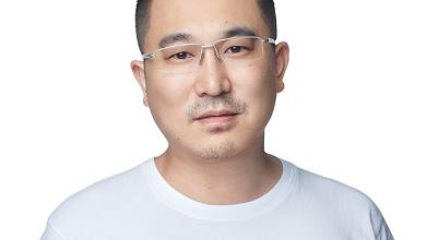 Headshot of Mo Chen