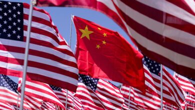 American and Chinese flags