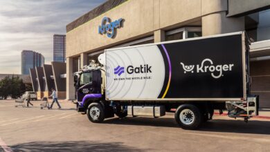Box truck wrapped with Gatik and Kroger logos