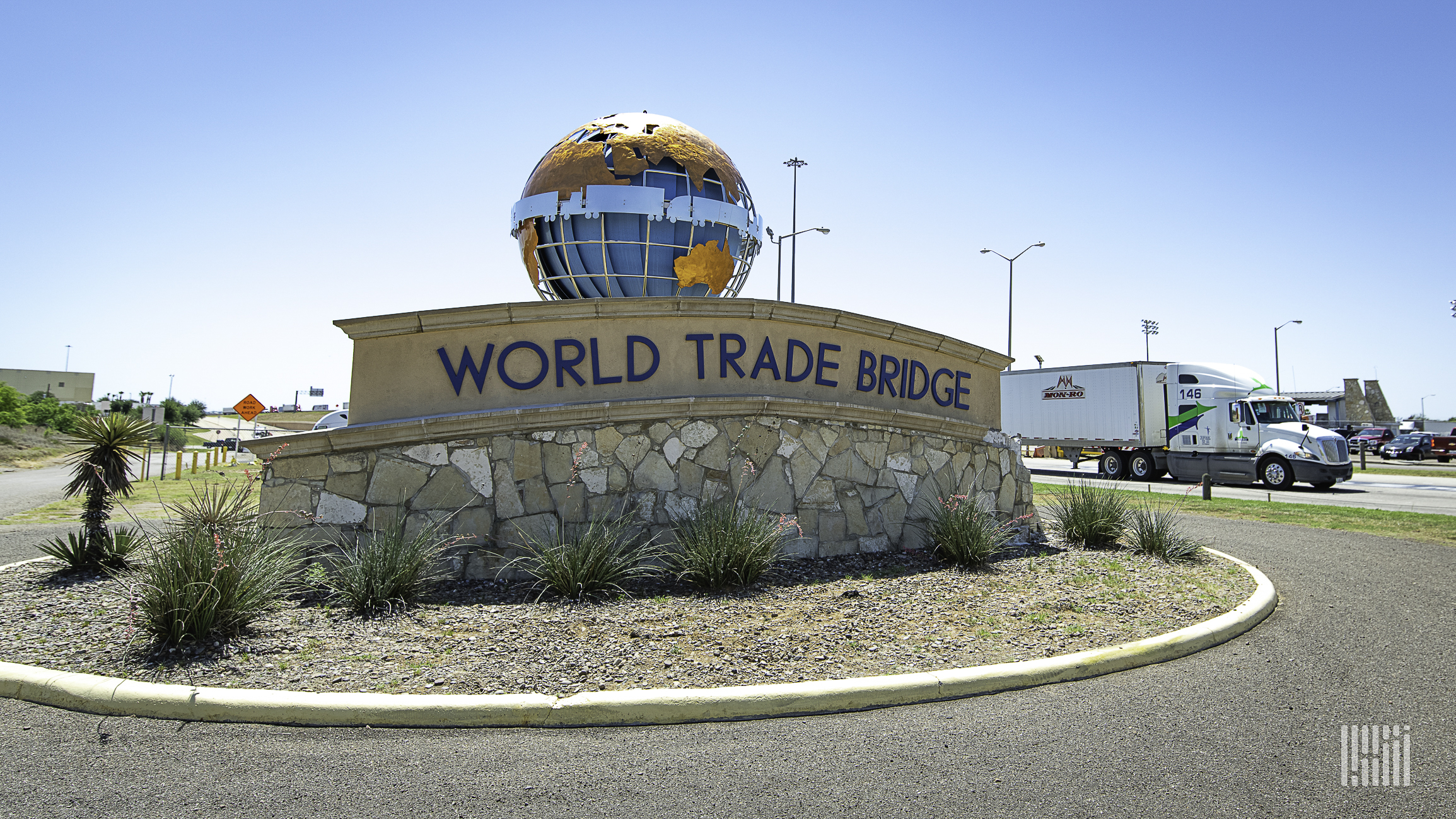 Borderlands: Laredo remains nation's No. 1 gateway for international trade  - FreightWaves