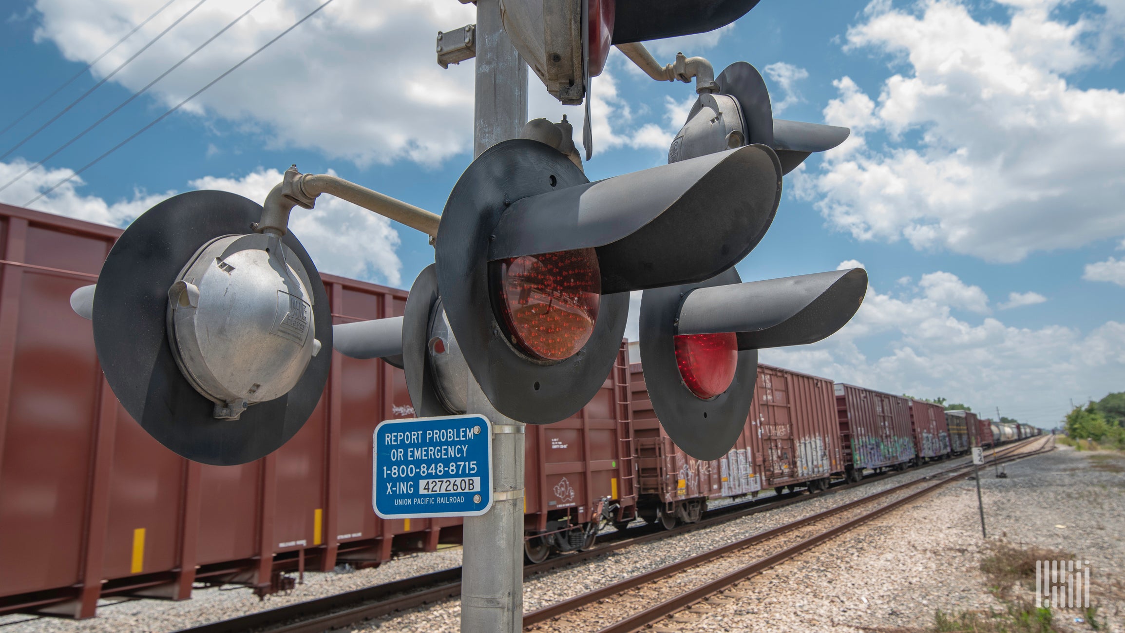 STB tabs former BNSF exec as economics director, adds senior adviser