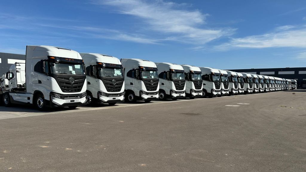 Line of Nikola Tre BEV trucks