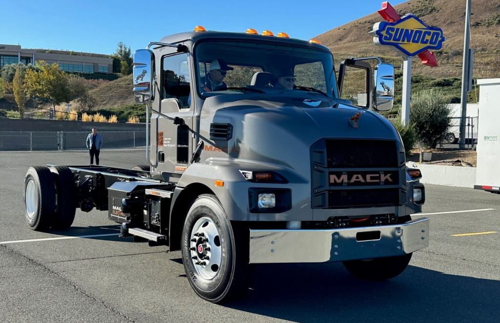 Mack MD Electric at Sonoma Raceway