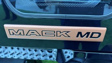 Mack MD Electric nameplate