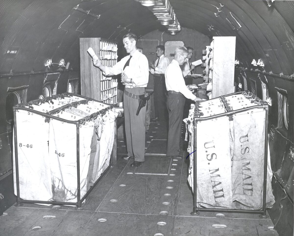 air airplane mail cargo vintage 1946