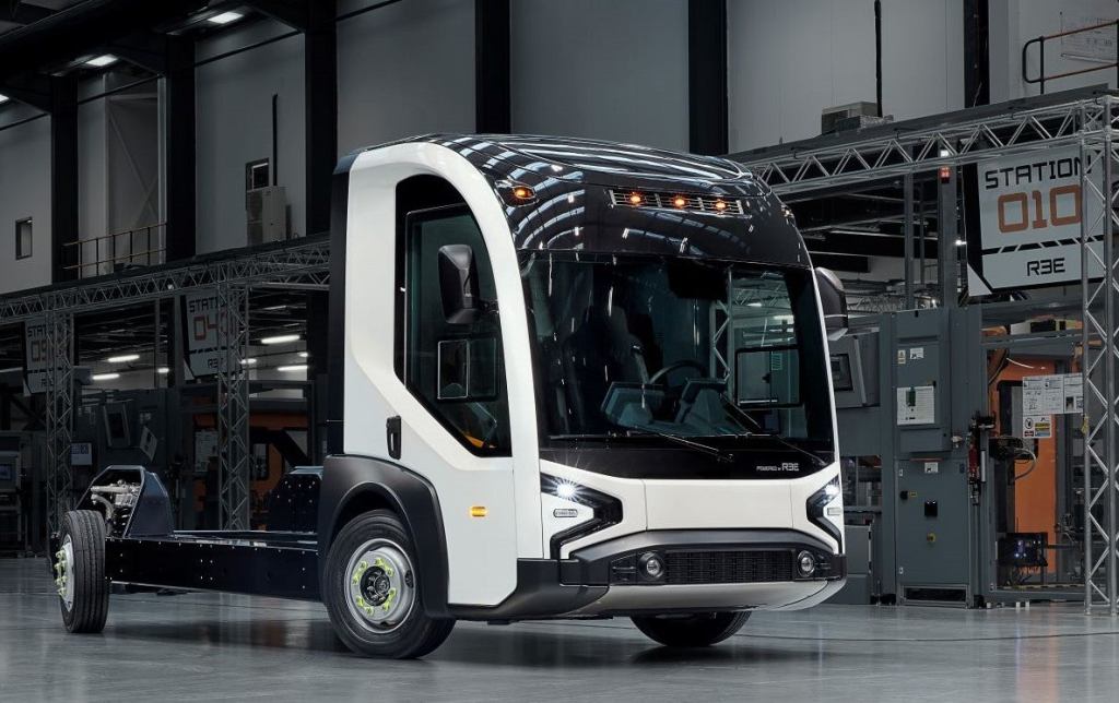 Ree Automotive P7-C chassis cab
