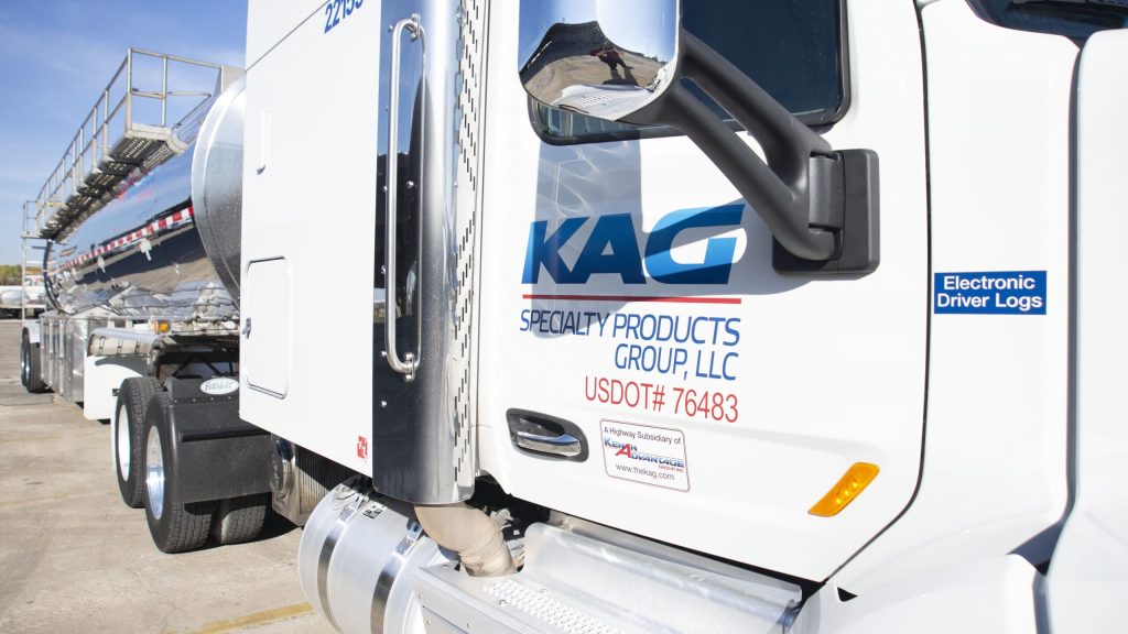 KAG tractor and tank trailer