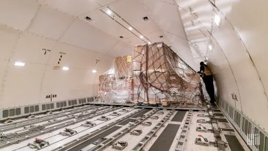 Cargo being loaded on a 777