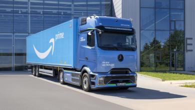 A picture of a Mercedes-Benz cabover truck with an Amazon Trailer