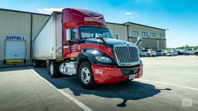 truck and distribution center